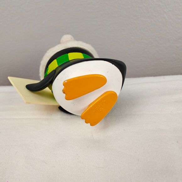 Hallmark 2009 Sign of the Times Penguin Ornament Christmas Holiday Cute 2.5” - Picture 8 of 9